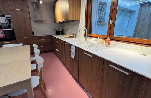 Arras House | Maison 5 chambres et parking gratuit