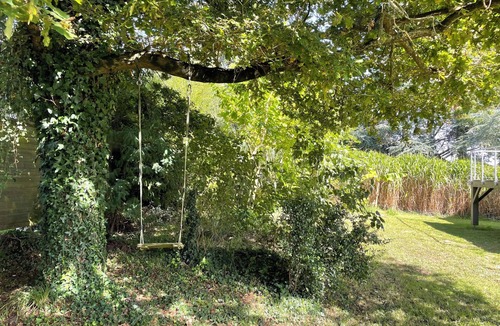 Sainte-Luce-sur-Loire House | Maison 5 Chambres Idéale Pour les Réunions de Familles