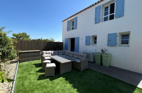 Noirmoutier-en-l'Ile House | Maison 5 pièces, 8 couchages, proche plage et port, terrasse plein sud, ménage inclus - FR-1-224B-236