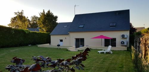 Fontaine-Henry House | Maison, 5km de la mer