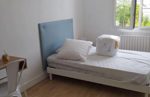 Deux Croix-Banchais House | Maison 6 chambres avec jardin à Angers