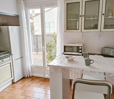 Thuir Villa | Maison 6 pers, avec jardin, clim et pétanque