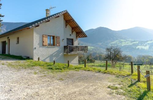 Saint-Jean-dʼArvey House | Maison 6 personnes, calme et vue