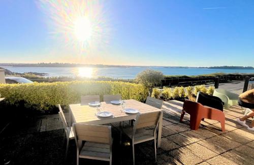 Lancieux House | Maison 6 personnes, Superbe vue mer, Plage et Golf à pieds