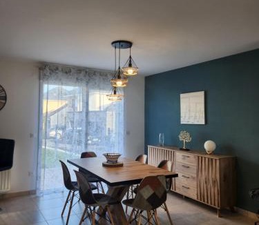Courseulles-sur-Mer House | Maison 600m de la mer, votre escapade idéale