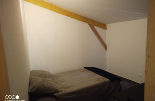 Viviers House | Maison 65m2 sur 2 Niveaux Tout Confort Moderne, Clim Réversible
