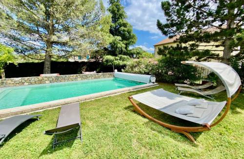 Alba-la-Romaine House | Maison 6p, 3ch, piscine, jacuzzi, cuisine d'été, jardin clos