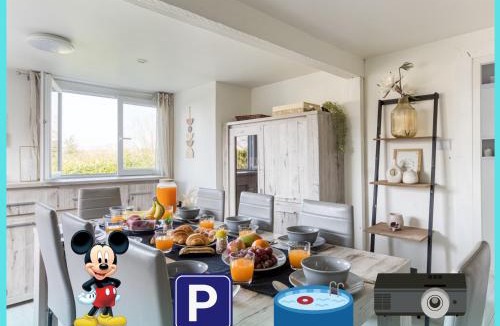 Villiers-sur-Morin Apartment | Maison 7 personnes avec piscine proche de Disneyland Paris