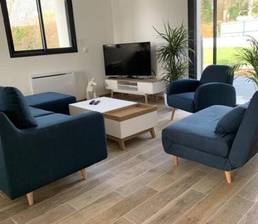 Bohars Villa | Maison 8 pers 1 minute parc des expositions