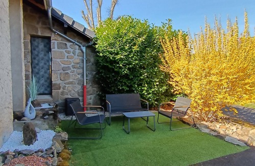 Lanobre House | Maison a 2 pas des Volcans