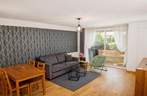 Noyal-sur-Seiche House | Maison avec jacuzzi proche Rennes jardin calme