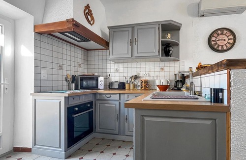 Saint-Laurent-La-Vernede House | Maison av. piscine proche Uzès