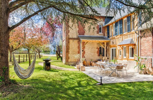 Saint-Leger-Dubosq House | Maison Adeli- Jacuzzi- Brasero- Billard- Pétanque- 4