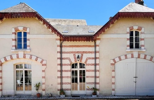 Saint-Aignan House | Maison Adrienne