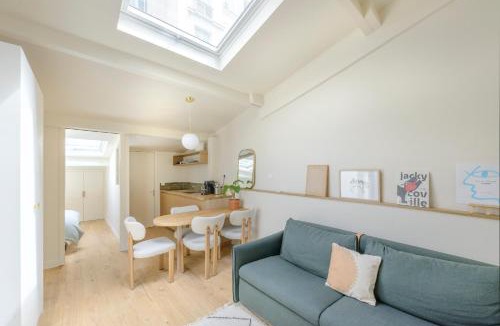 14th Arrondissement House | Maison Alcôme - Elegant Artist's Residence with Private Garden