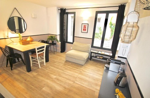 Aix-en-Provence Historic Centre Apartment | Maison Alfred - Arpille