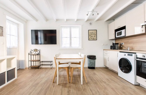 Comines House | Maison Alice, Maison de Campagne Avec Grand Jardin