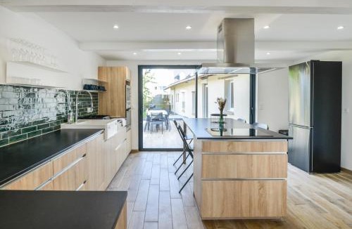 Dives-sur-Mer House | Maison Ampalia - Welkeys