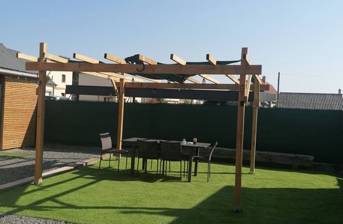 Soulaire-et-Bourg House | Maison Ancienne au Calme