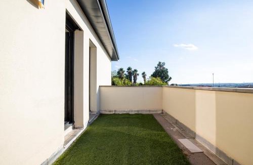 Gigean Villa | Maison Architecte avec Salle de Cinéma