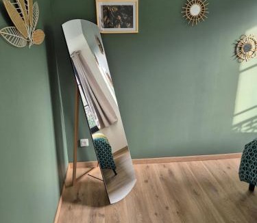 Belleu House | Maison Au Beau Regard