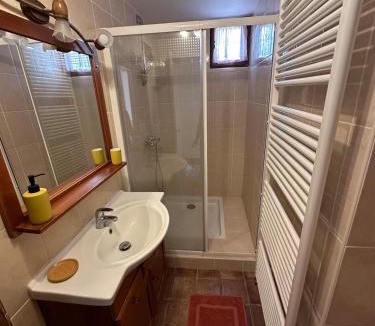 Saint-Leger-du-Bois House | Maison au cœur des prés