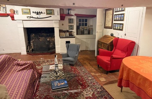 Chenille-Change House | Maison au cœur Chenillé-Changé, village de charme