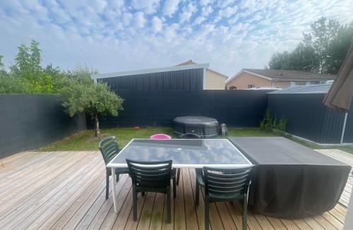 Cussac-Fort-Medoc Villa | Maison au cœur du médoc