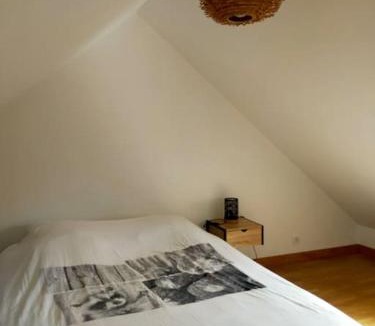 Jullouville House | Maison au calme bord de mer