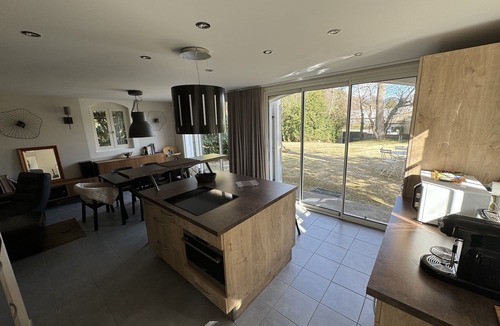 Voiron House | Maison au Calme Dans un Parc Privé Avec Tennis