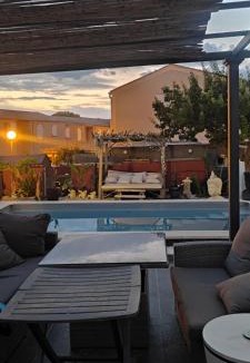 Meze House | Maison au calme