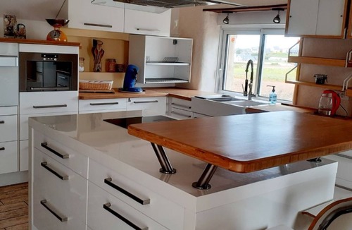 Santec House | Maison au Calme, Proche de la mer