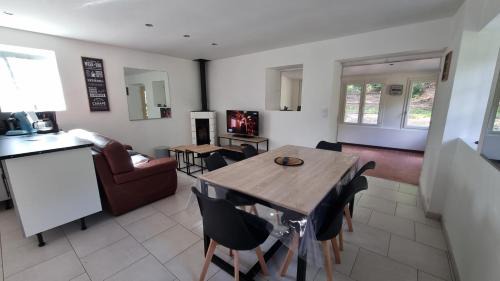 Saint-Martin-de-Sallen House | Maison au cœur des Bois