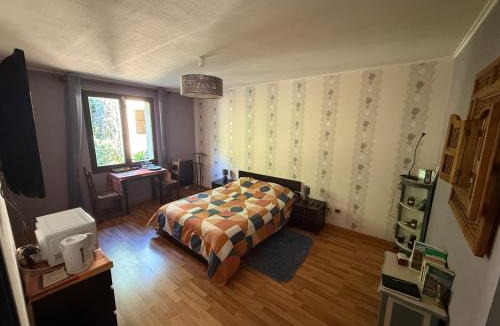 Saint-Pierre-de-Bailleul House | Maison au calme à la campagne