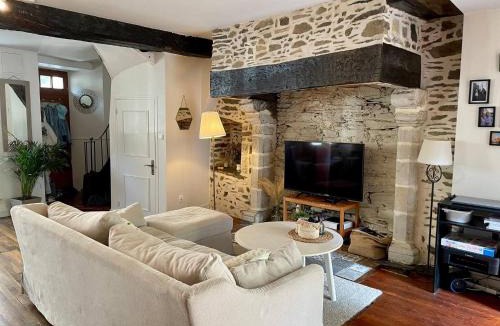 Vitre House | Maison au pied du Chateau