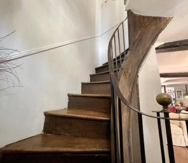 Vitre House | Maison au pied du Chateau