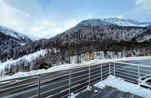Campan House | Maison Auseths - Group accommodation - Campan