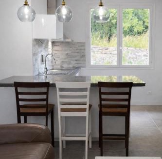 Les Assions House | maison aux massots