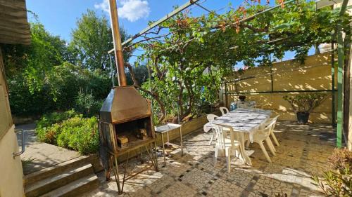 Saint-Esteve House | Maison avec 3 chambres et jardin