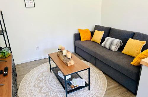 Izon Apartment | Maison avec accès au lac