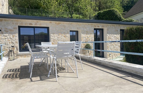 Champagne-sur-Oise House | Maison Avec Terrasse Dans le Vexin