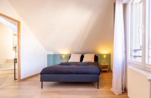Cimetiere de l'Est Apartment | Maison avec garage et jardin