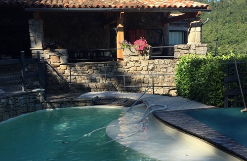 Vinezac House | Maison Avec Grand Terrain