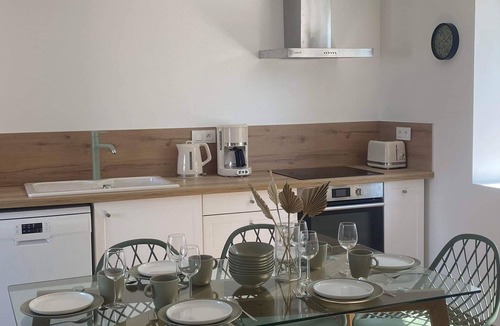 Ploneour-Lanvern House | Maison Avec Jardin