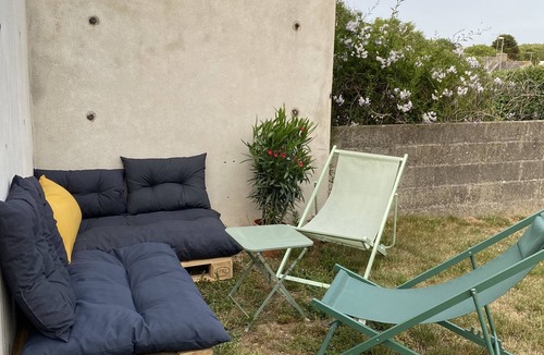 Ploneour-Lanvern House | Maison Avec Jardin