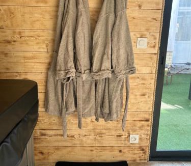 Cernay-les-Reims House | Maison avec jacuzzi privatif