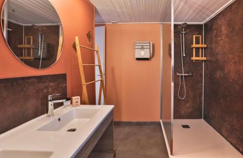 Jard-sur-Mer House | Maison avec jacuzzi - charme et sérénité pour 6 pers