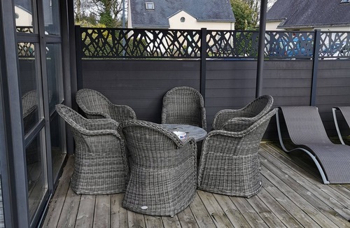 Landivisiau House | Maison Avec Jacuzzi et Jardin