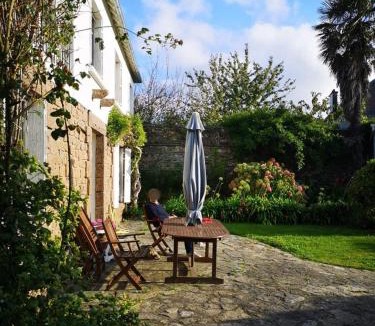 Lannion House | Maison avec jardin/centre ville/15 min de la plage