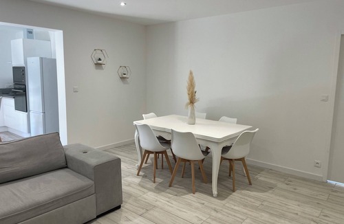 Labruguiere House | Maison Avec Jardin + Terrasse